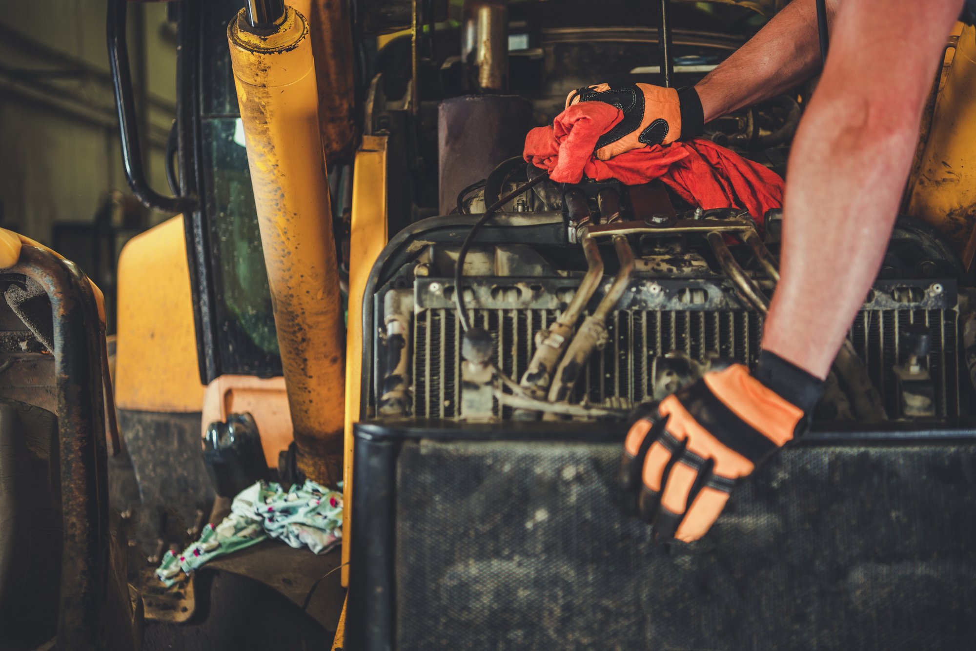 Dozer Repair by Mechanic